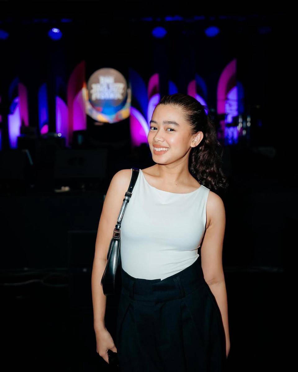 inspirasi gaya rambut untuk remaja ala Aqeela Calista (instagram.com/aqeelacalista)