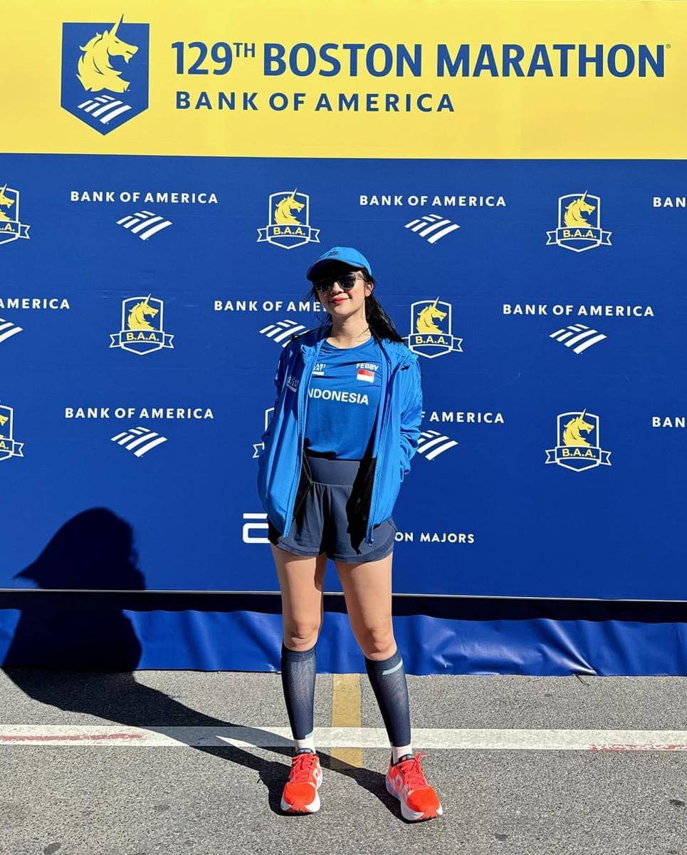 outfit lari yang nyaman dan modis (instagram.com/febbyrastanty)