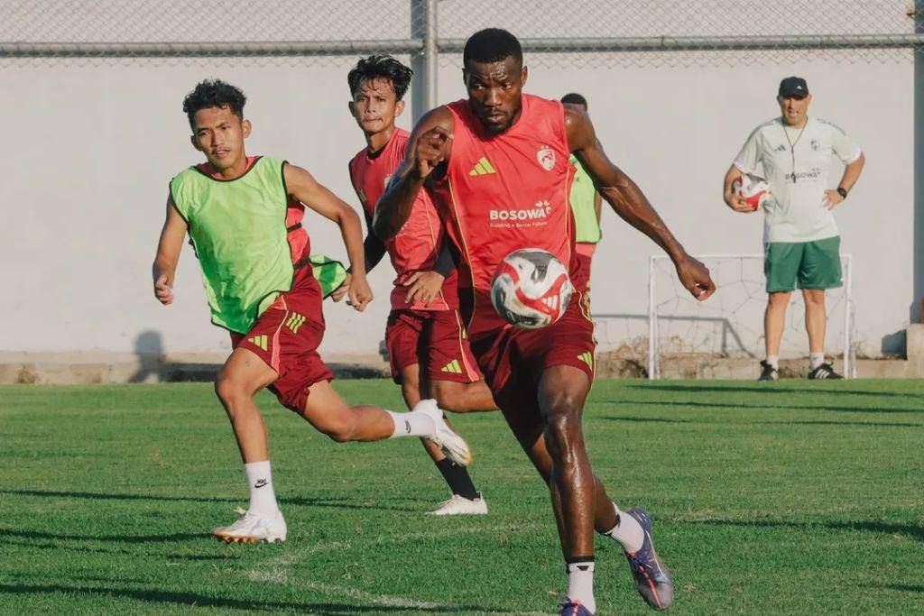 Para pemain PSM Makassar dalam sesi latihan di Stadion Kalegowa Pallangga pada 18 September 2025. (Instagram.com/psm_makassar)