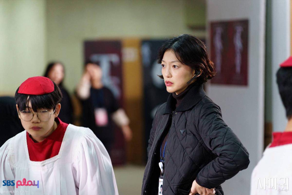Cuplikan drama Korea Queen Mantis