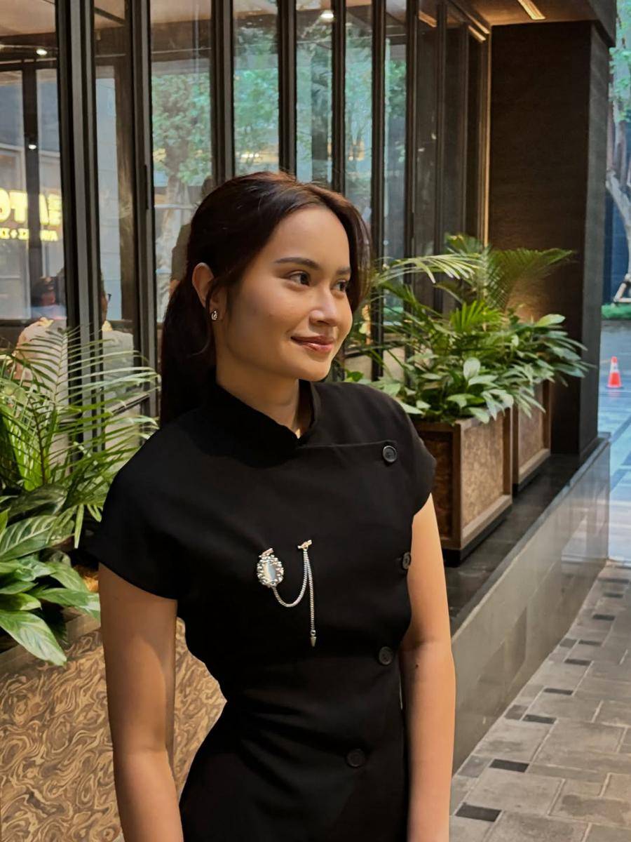 referensi hair style buat daily look ala Satine Zaneta (instagram.com/satinezaneta)