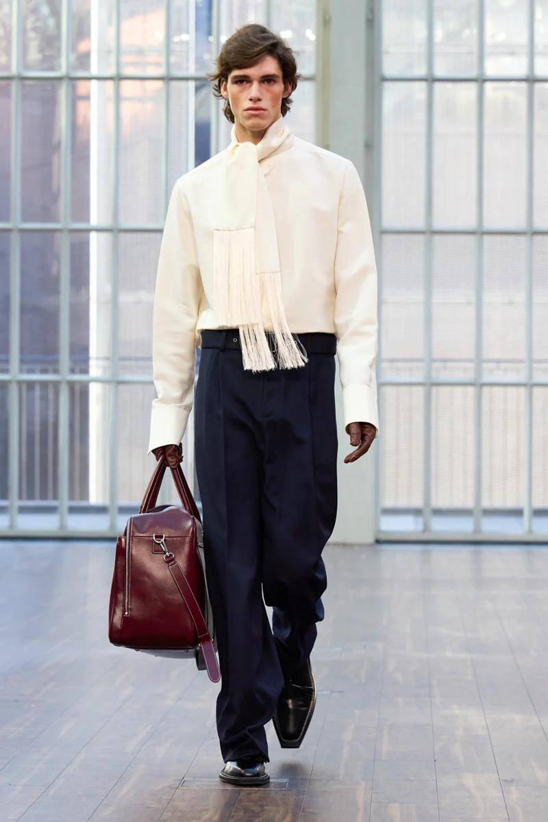 Koleksi MITHRIDATE S/S '26 di London Fashion Week (dok. MITHRIDATE)