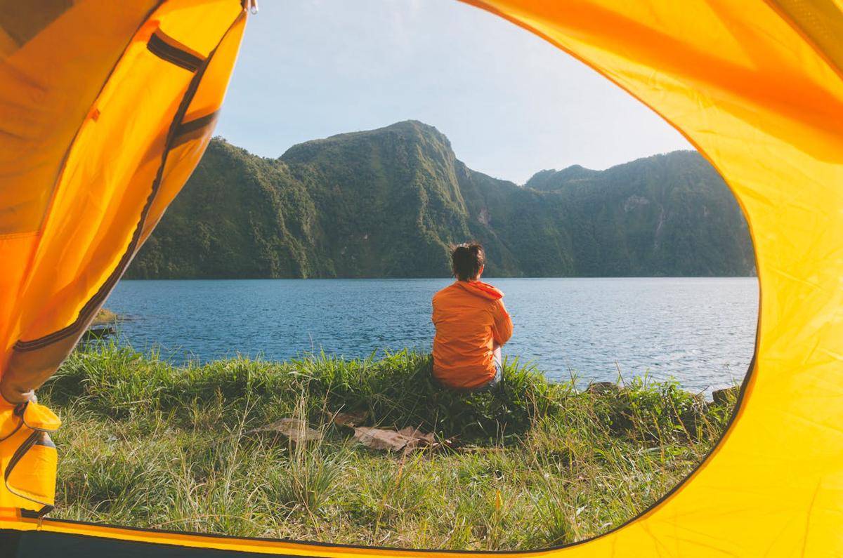 ilustrasi camping (pexels.com/Robert Forever Ago)