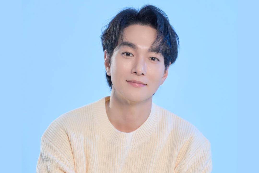 Lee Kyu Han (instagram.com/billions_ent_)