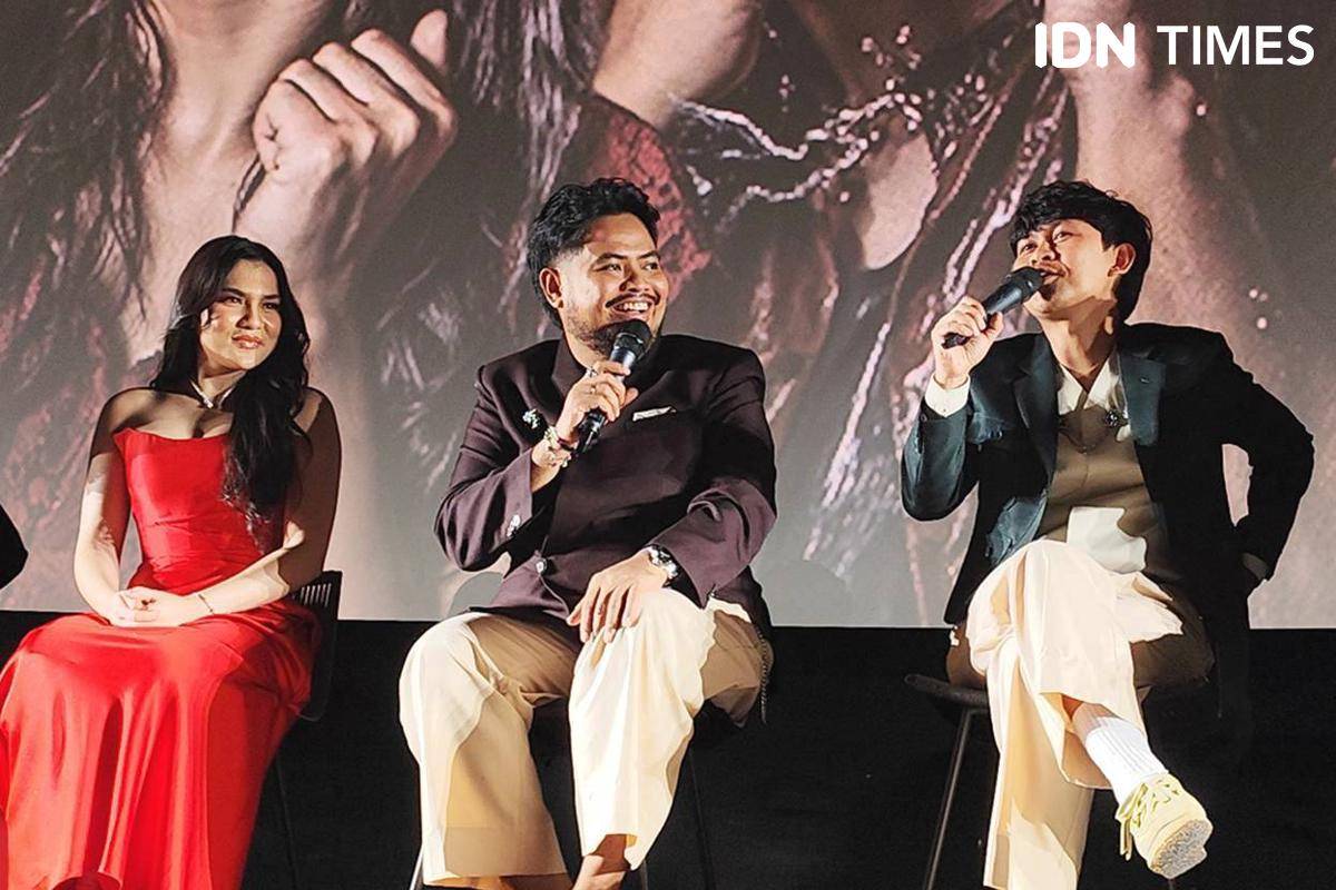 Rigen Rakelna dan Davina Karamoy di konferensi pers "Kang Solah From Kang Mak x Nenek Gayung" di XXI Epicentrum, Jakarta, Sabtu (20/9/2025)