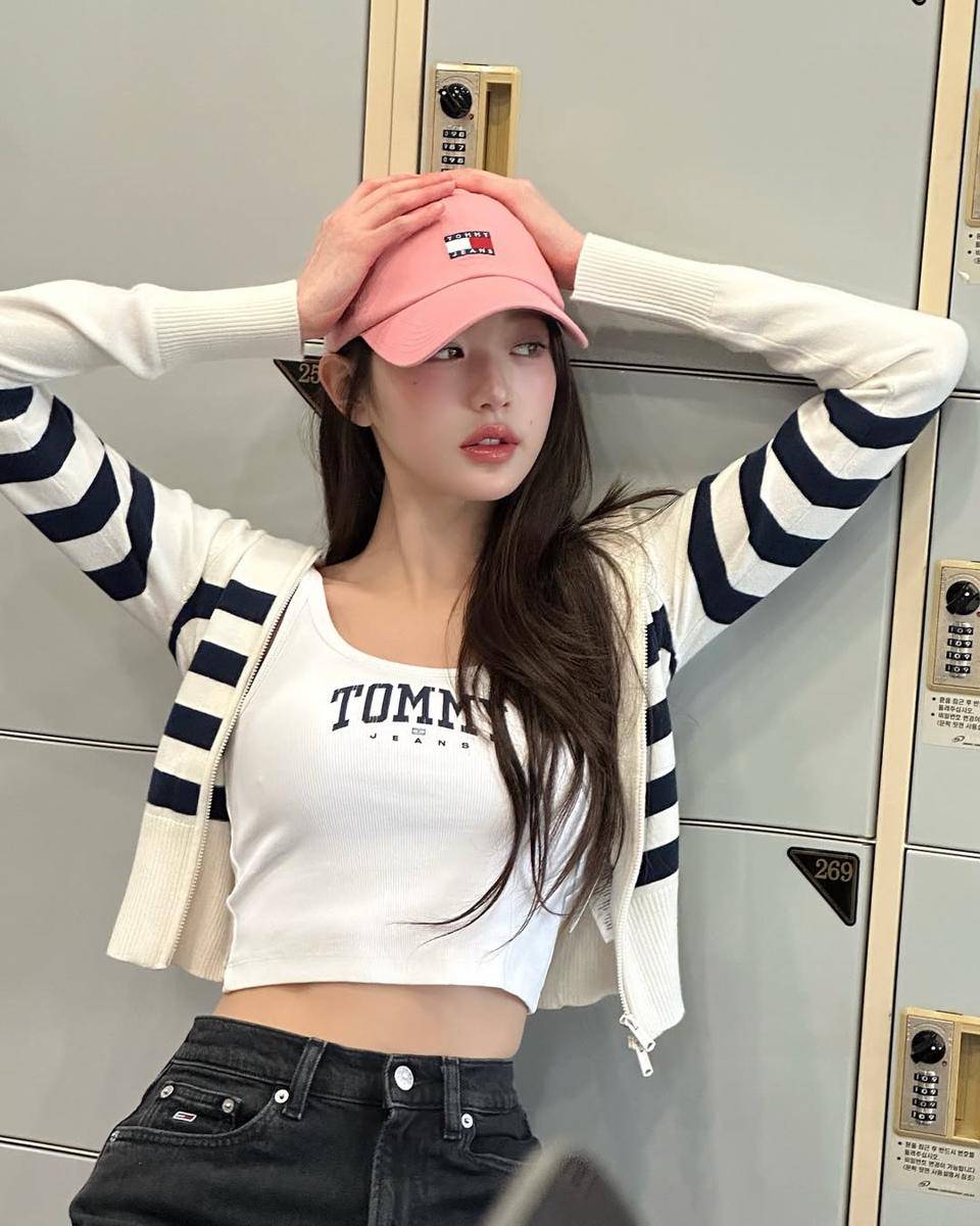 Mix and match ala Wonyoung IVE 