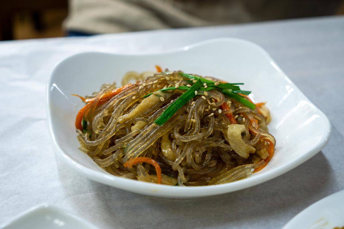 ilustrasi japchae
