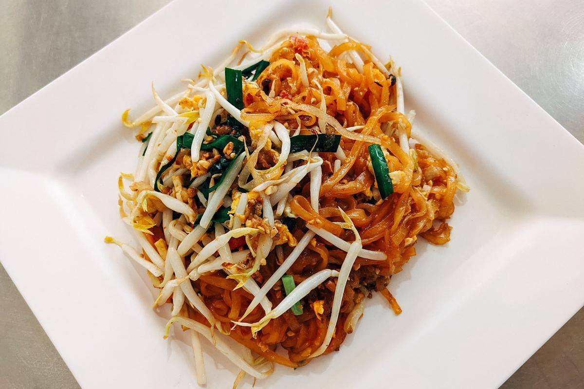 ilustrasi pad thai