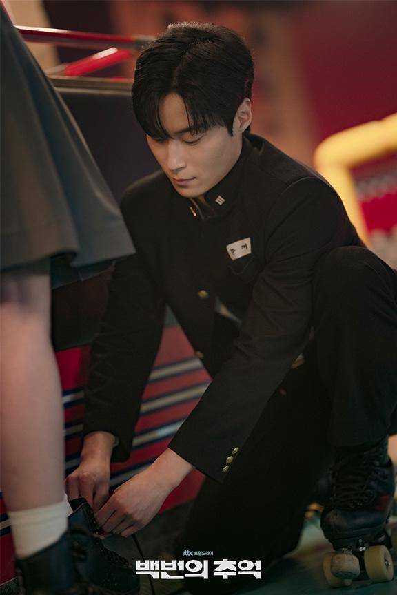 Still cut A Hundred Memories (dok. JTBC/A Hundred Memories)