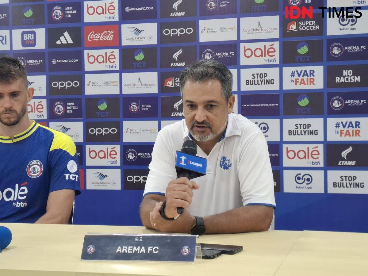 Pelatih Arema FC, Marcos Santos. (IDN Times/Rizal Adhi Pratama)