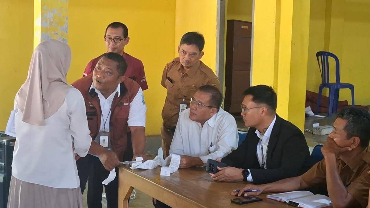 Dinsos Magetan bersama Bank BNI lakukan investigasi di Desa Tamanarum Parang. IDN Times/Riyanto.