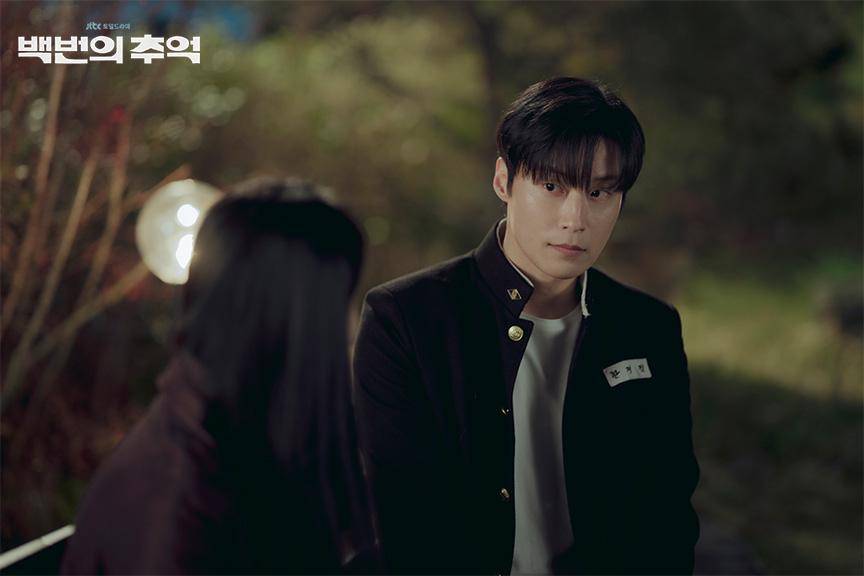 Heo Nam Jun di A Hundred Memories (dok. JTBC/A Hundred Memories)