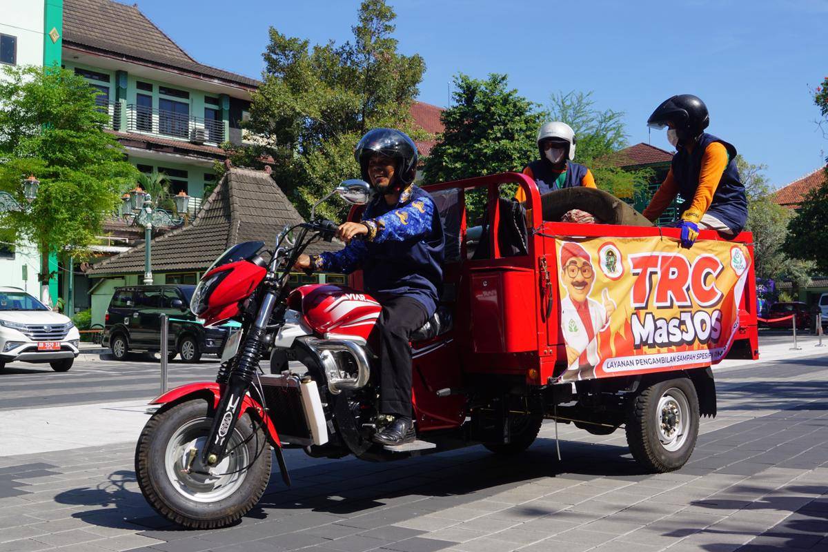 Cara Mengakses Layanan TRC Mas JOS untuk Jemput Sampah di Rumah