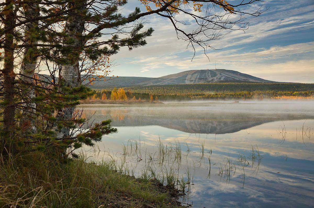 Danau Äkäslompolo and Ylläs (commons.wikimedia.org/Ximonic (Simo Räsänen))