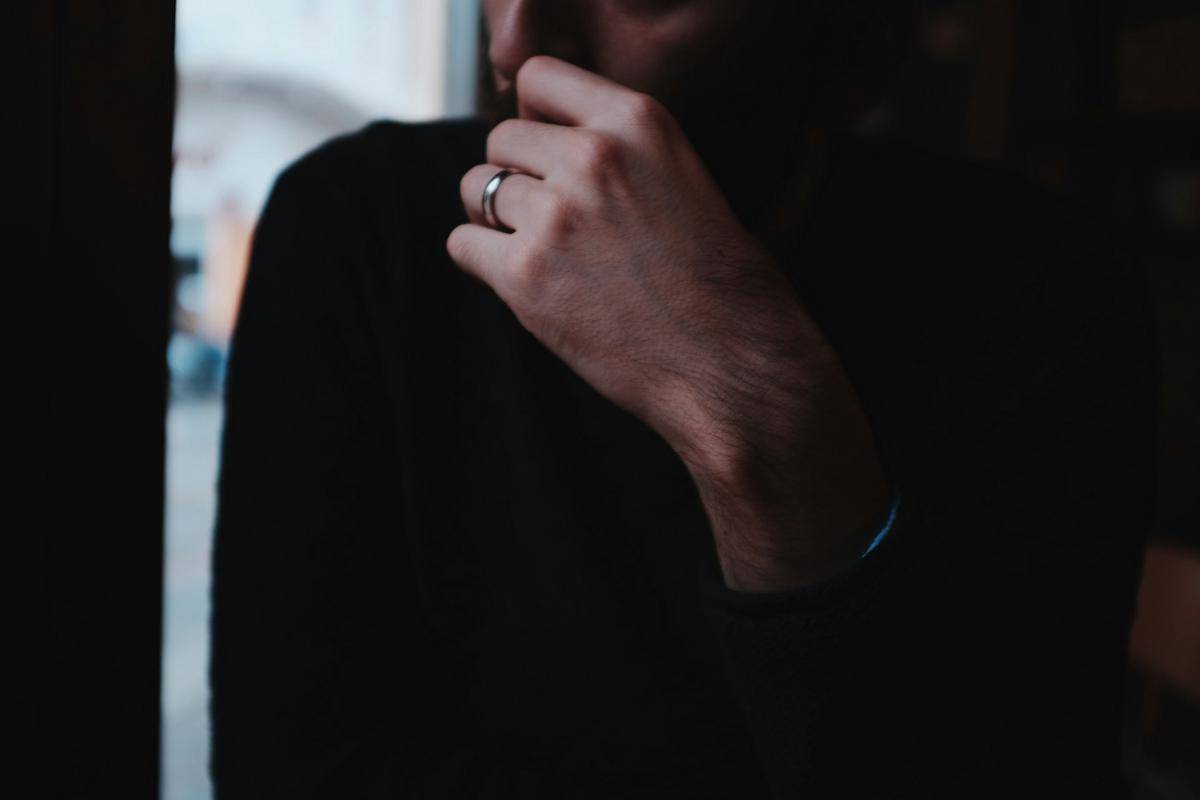 ilustrasi cincin pria (unsplash.com/Arzu Sendag)