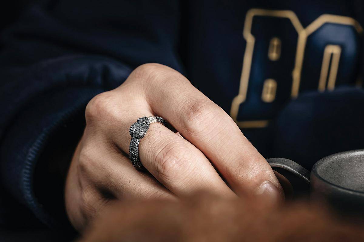 ilustrasi cincin pria (unsplash.com/COPPERTIST WU)