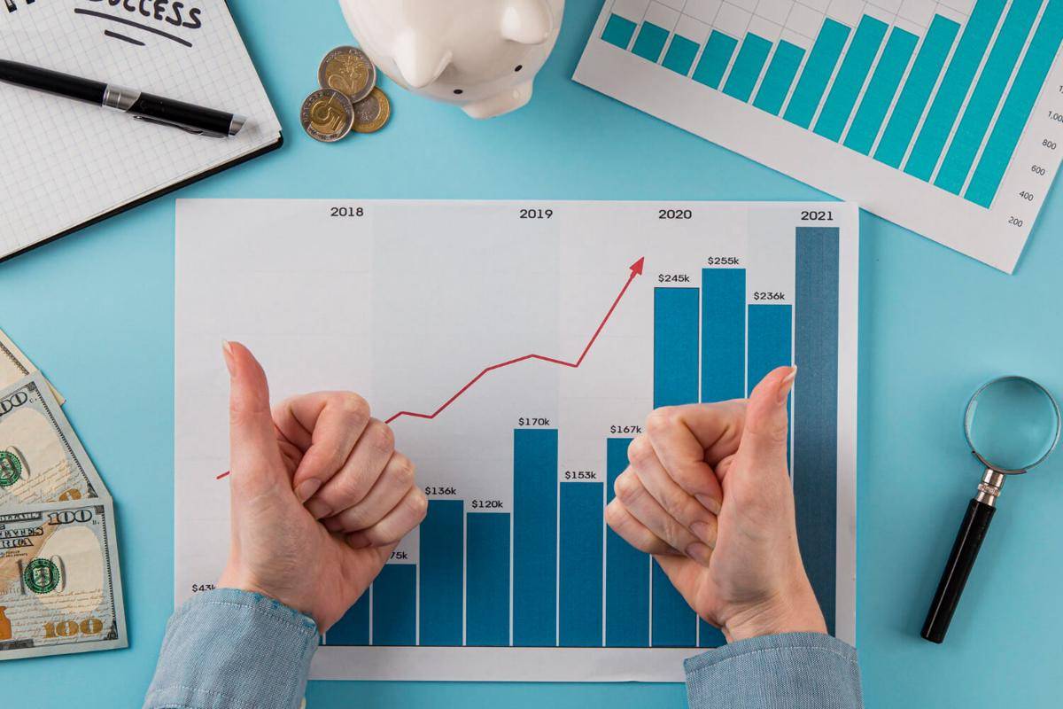 ilustrasi investasi (freepik.com/Freepik)
