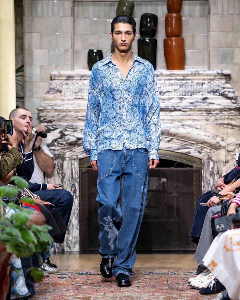 Koleksi Ahluwalia S/S '26 di London Fashion Week (dok. Ahluwalia)