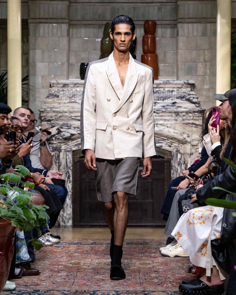 Koleksi Ahluwalia S/S '26 di London Fashion Week (dok. Ahluwalia)