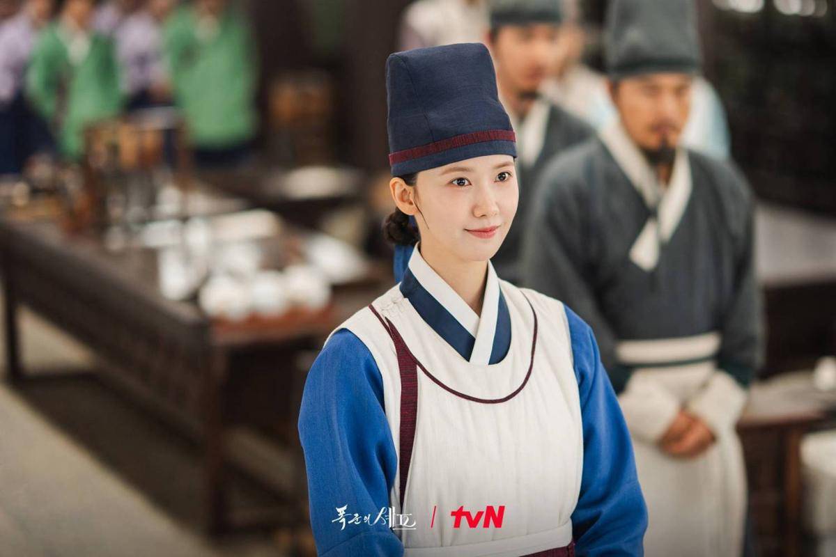 Cuplikan drama Korea Bon Appetit, Your Majesty (dok. tvN/Bon Appetit, Your Majesty)