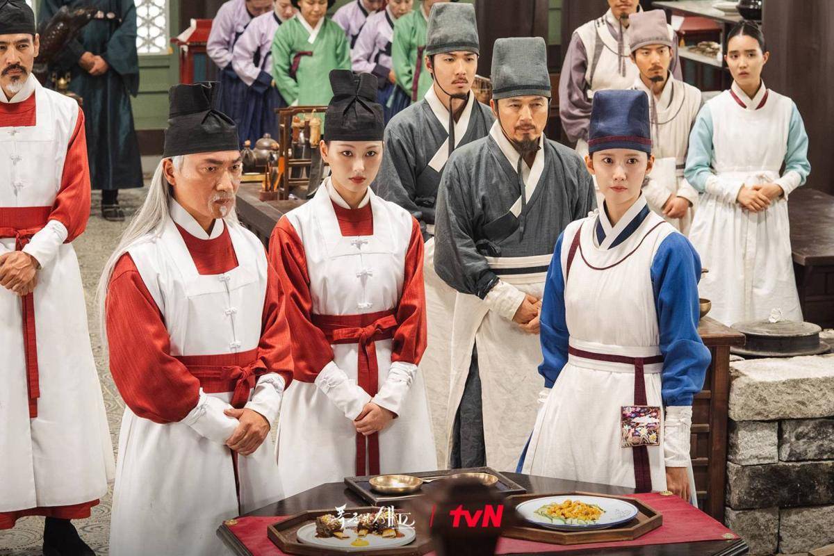 Still cut drama Bon Appetit, Your Majesty (dok. tvN/Bon Appetit, Your Majesty)