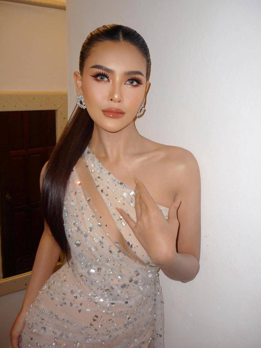potret Daeng Lattana, Miss Universe Laos 2025 (instagram.com/daeng_lattana) 