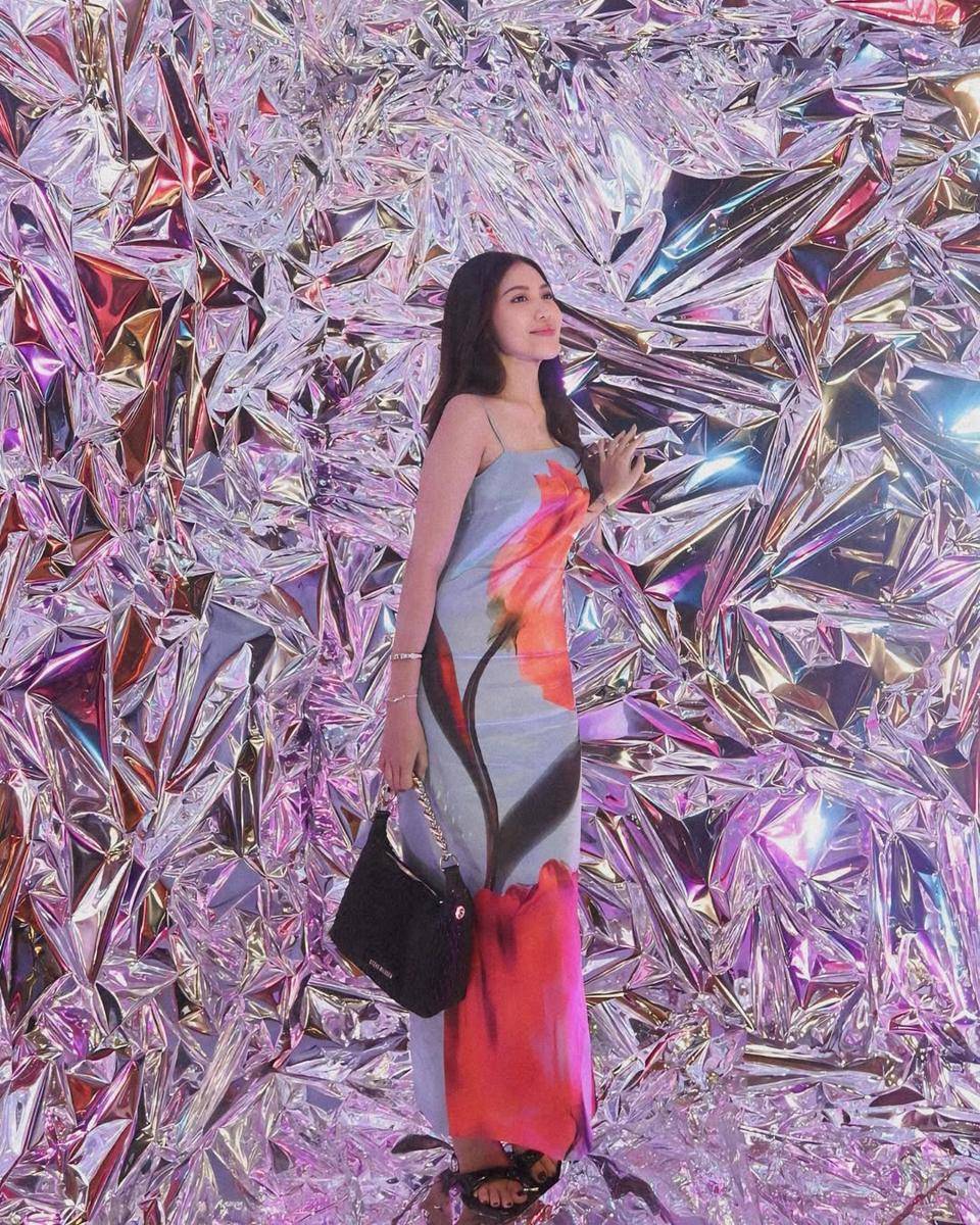 ide outfit pakai dress ala Shasa Zhania (instagram.com/shazhaniaa)