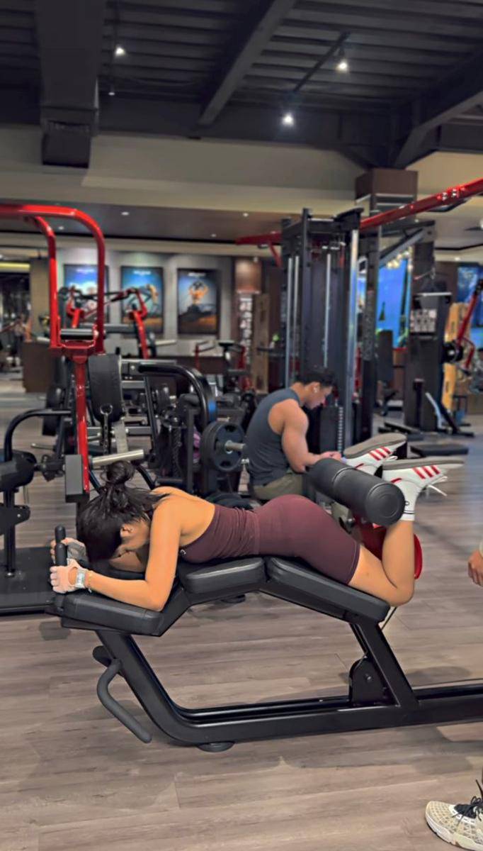 potret Fuji ngegym (instagram.com/fuji_an)