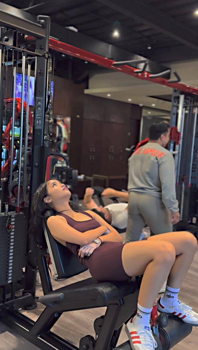 potret Fuji ngegym (instagram.com/fuji_an)