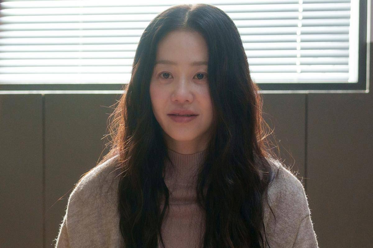 Still cut Queen Mantis 