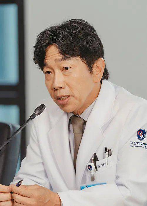 Park Chul Min di drakor Doctor Cha (dok. JTBC/Doctor Cha)