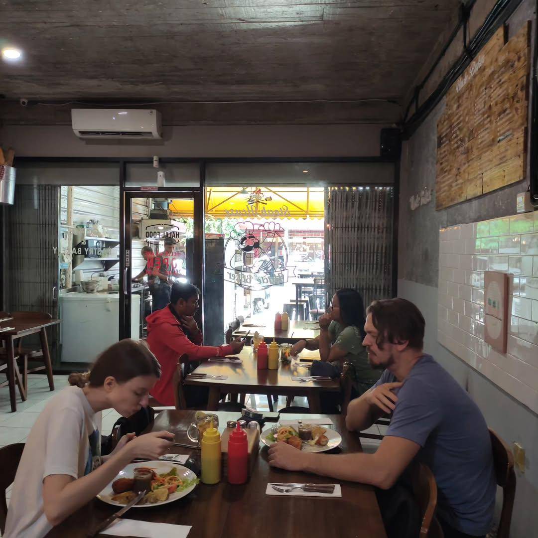 Uncle Baker Pasta & Steak House