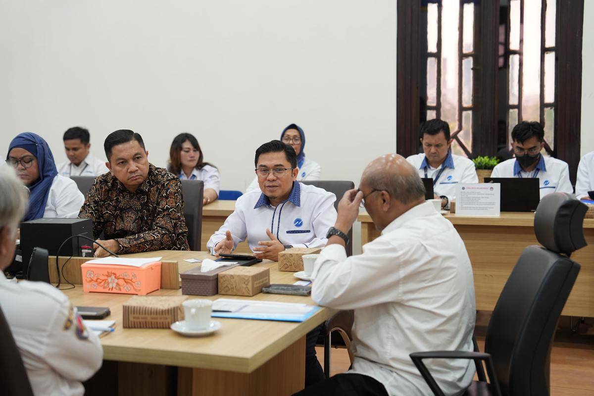 Transjakarta) menggandeng Komite Nasional Keselamatan Transportasi (KNKT) /Dok Transjakarta