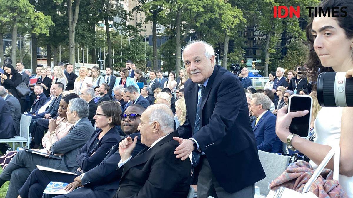Pengamat tetap Palestina untuk PBB Riyad Mansour. (IDN Times/Marcheilla Ariesta)