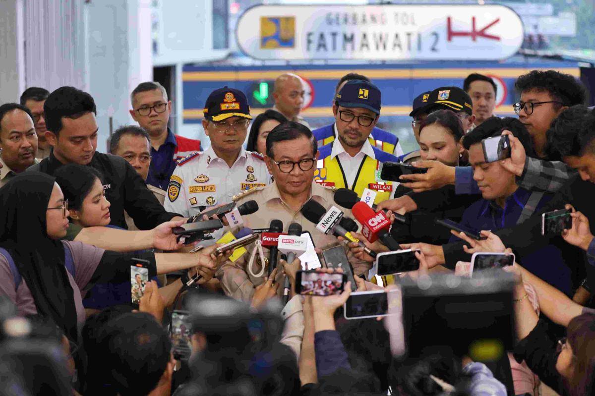 Gubernur DKI Pramono Anung tinjau TB Simatupang