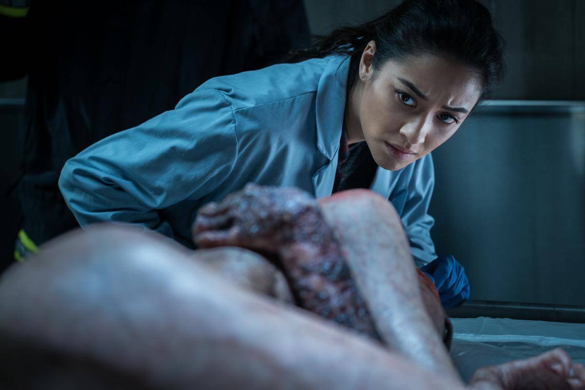 adegan dalam film The Possession of Hannah Grace