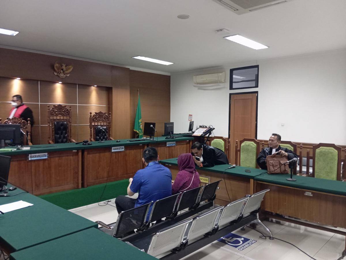 Sidang anak bos Apotek Gama 