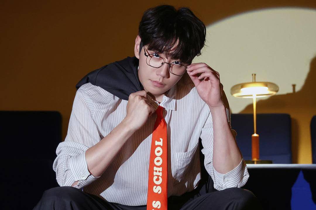 potret Lee Jun Young (instagram.com/billions_ent_)