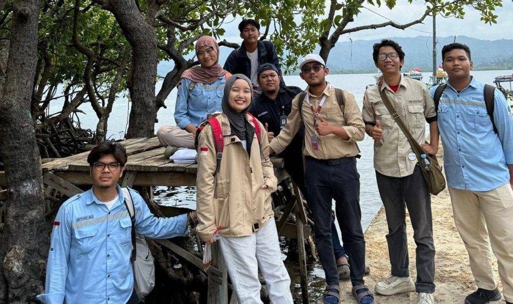 Tim Dosen dan Mahasiswa Program Studi Teknik Kelautan serta Prodi Perencanaan Wilayah dan Kota (PWK) Institut Teknologi Sumatera (Itera) Lakukan Kegiatan Pengabdian Kepada Masyarakat (PkM) di Desa Pulau Pahawang, Kecamatan Marga Punduh, Kabupaten Pesawaran (Dok.Itera)