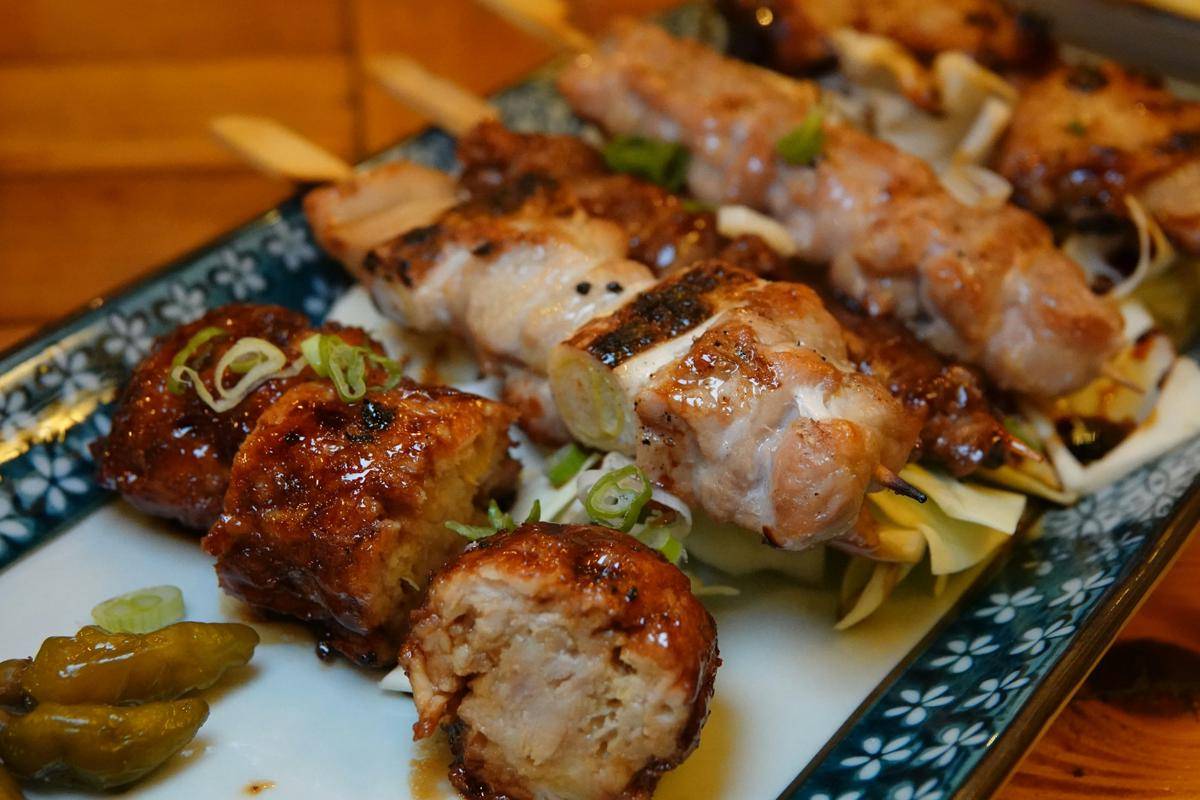 ilustrasi yakitori