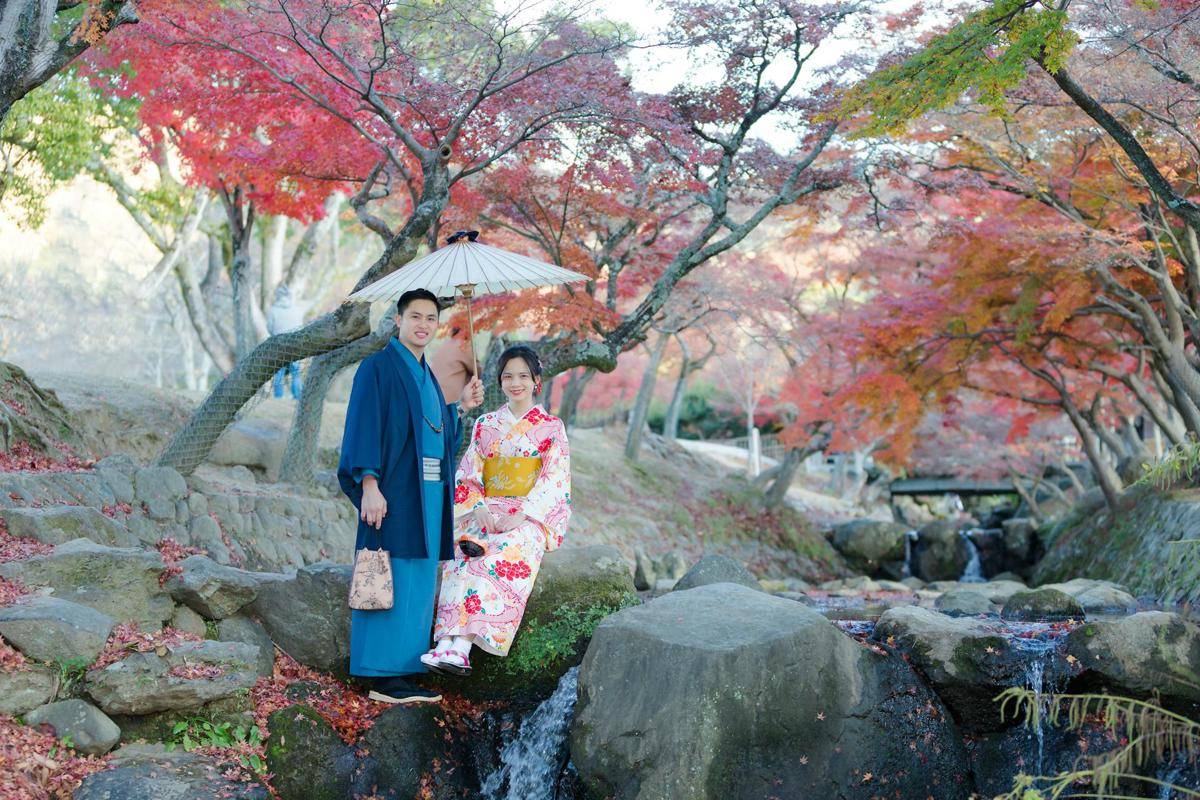 ilustrasi berfoto saat musim gugur di Jepang (pexels.com/Nguyen Hung)