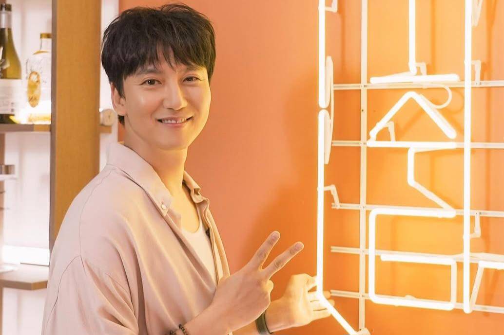 Kim Nam Gil (instagram.com/namgildaero)
