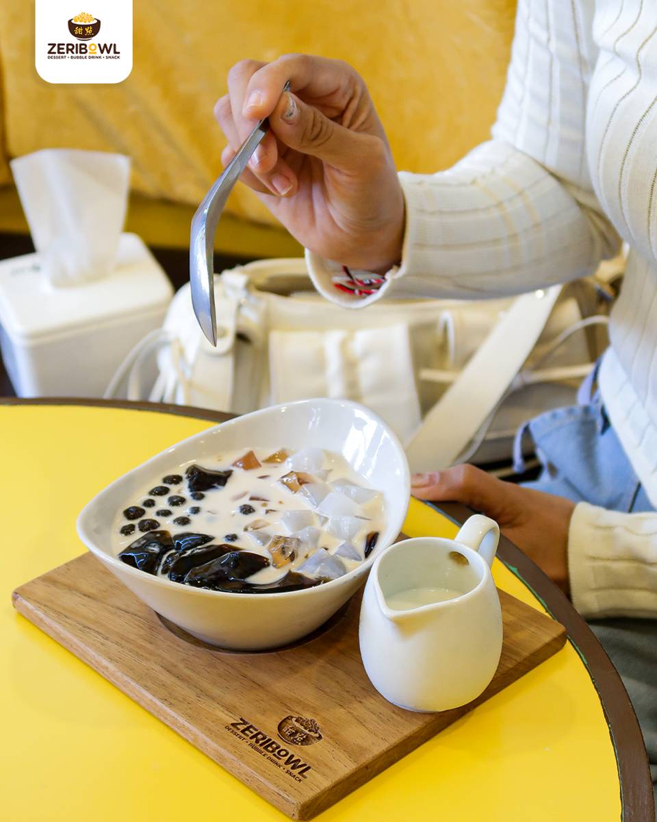 sajian dessert di Zeribowl Bali (instagram.com/zeribowl.bali)