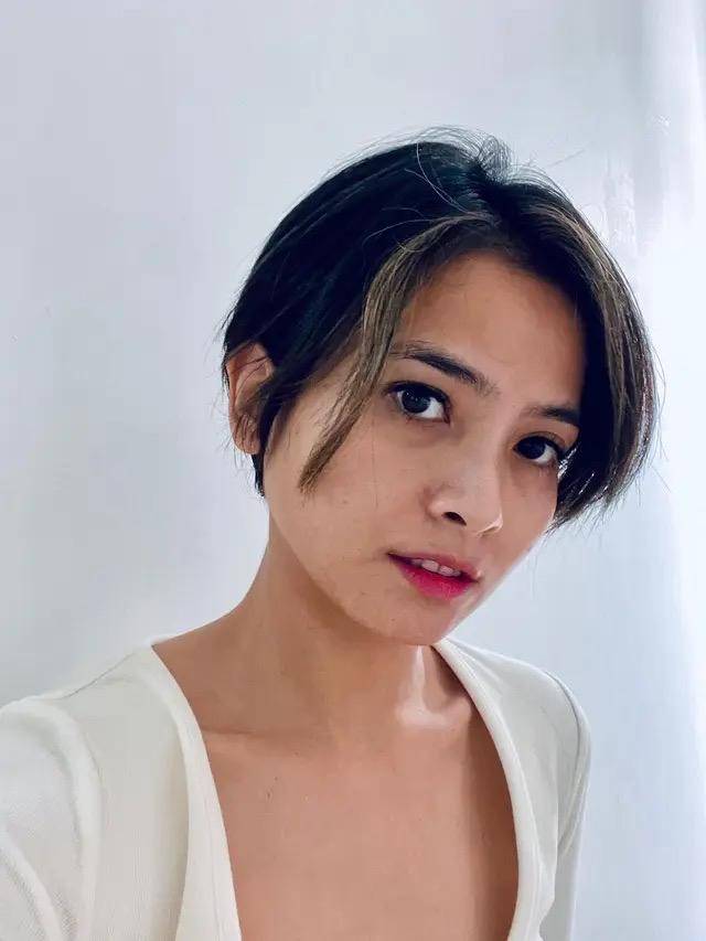 Acha Septriasa (instagram.com/septriasaacha)