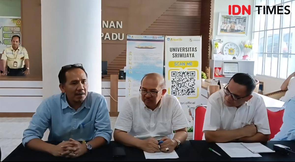 Pimpinan Universitas Sriwijaya (Unsri) memberikan klarifikasi terkait dugaan perpeloncoan (IDN Times/Rangga Erfizal)