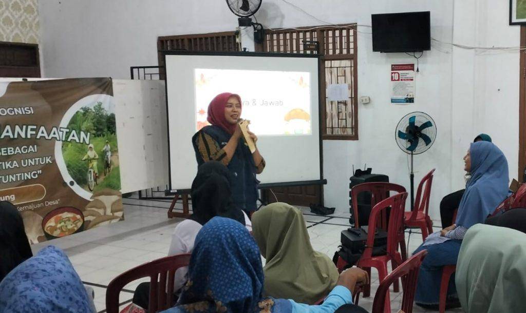 Dosen Program Studi Farmasi Institut Teknologi Sumatera (Itera) dan Mahasiswa KKN Rekognisi di Desa Banjar Agung, Lampung Selatan, Gelar Kegiatan Pemanfaatan Jamur Tiram Jadi Produk Nutrasetika Sebagai Upaya Pencegahan Stunting (Dok.Itera)
