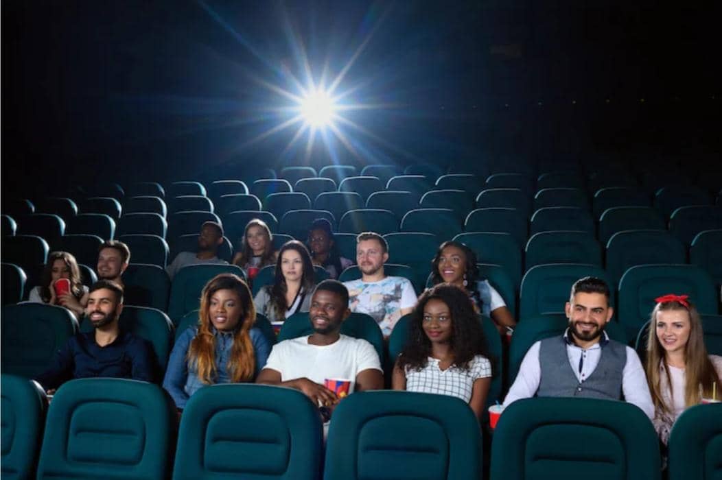 Menonton Di Bioskop