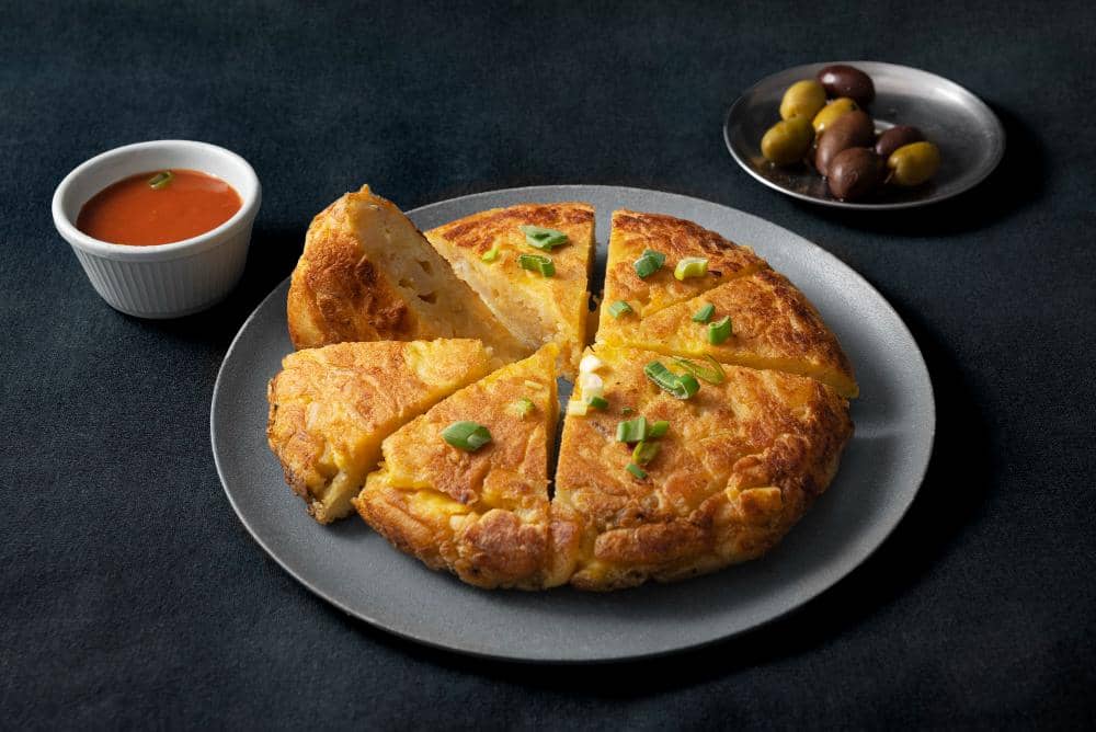 ilustrasi telur dadar tebal