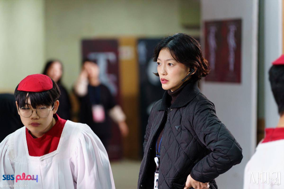 still cuts drama Queen Mantis