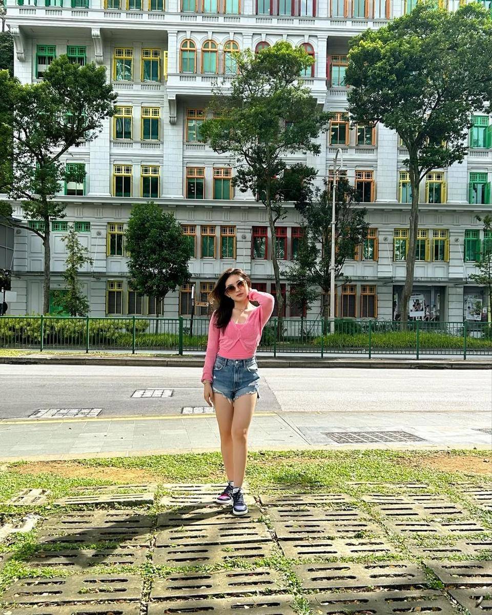 clean outfit untuk daily (instagram.com/natashawilona12)